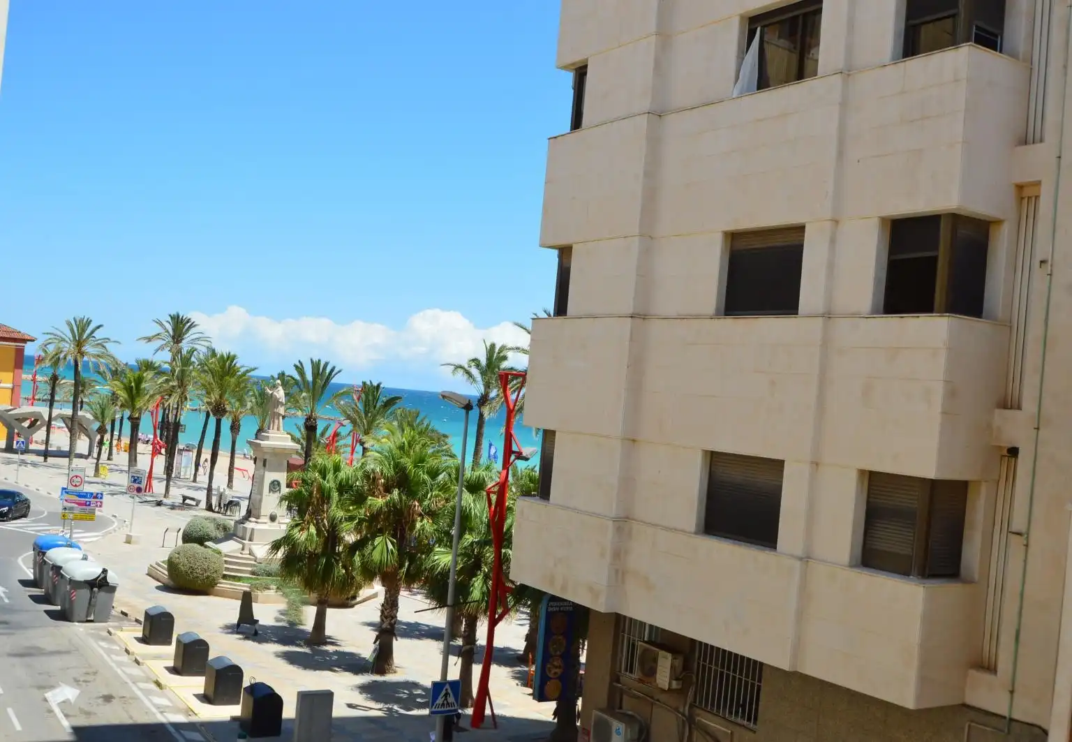 Flat with terrace for sale in Casco Urbano, imagen 2