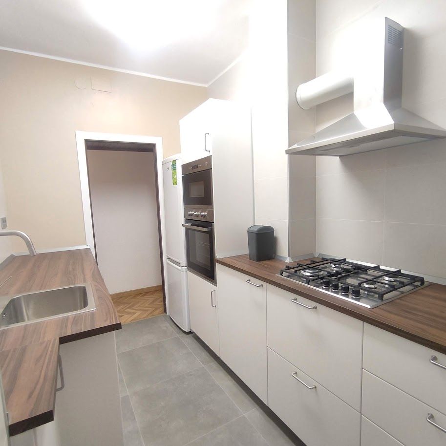 Kitchen of Flat to rent in  Barcelona Capital  with Oven, Washing machine and Microwave