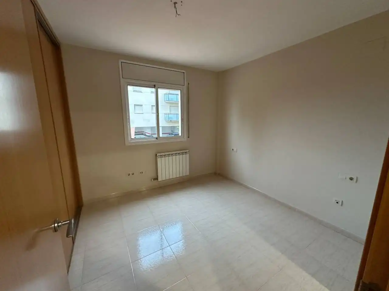 Schlafzimmer von Wohnung zum Verkauf in Vila-seca mit Heizung und Balkon