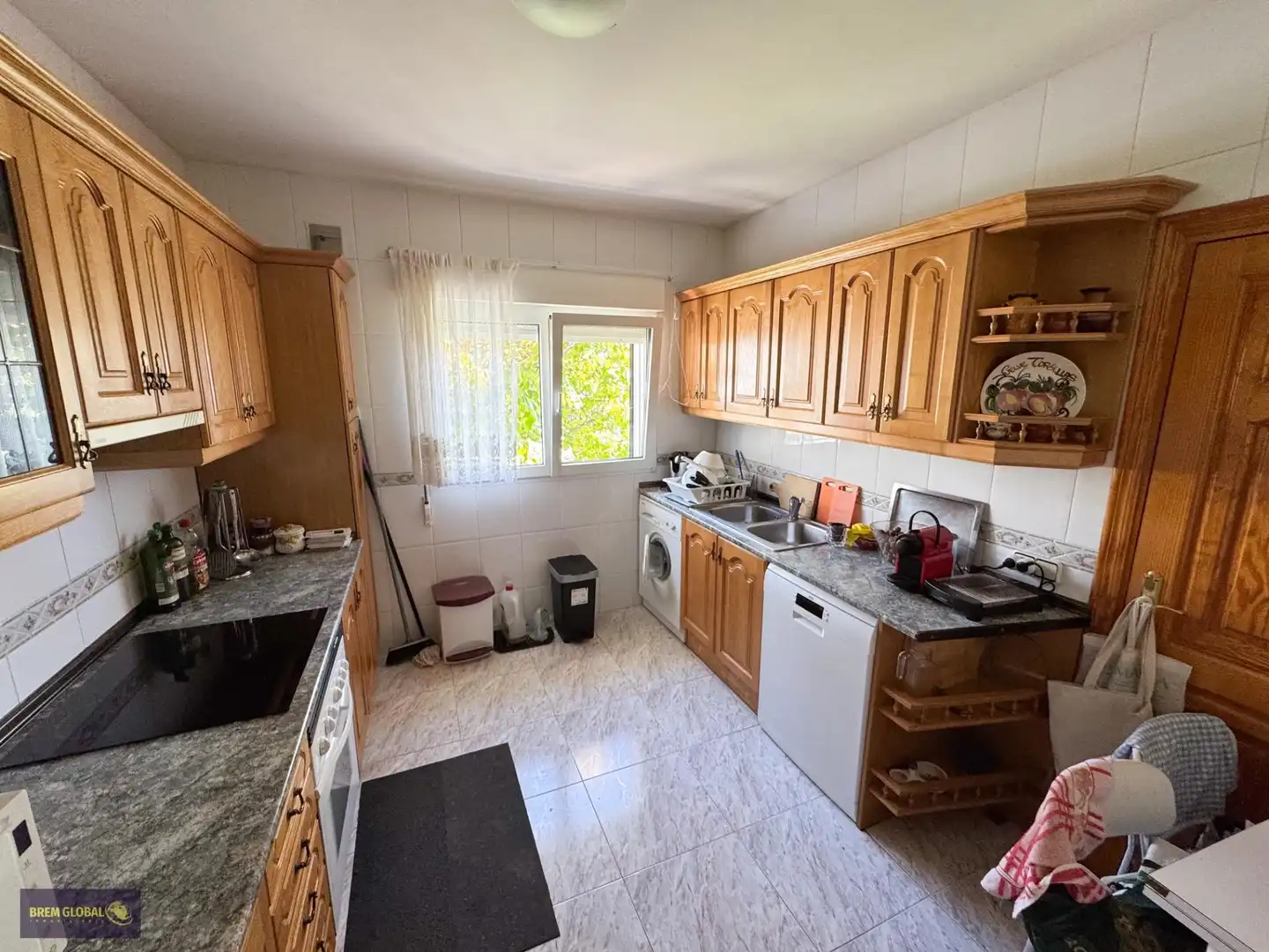 Kitchen of Houses for sale in La Cabrera  with Heating, Private garden and Swimming Pool