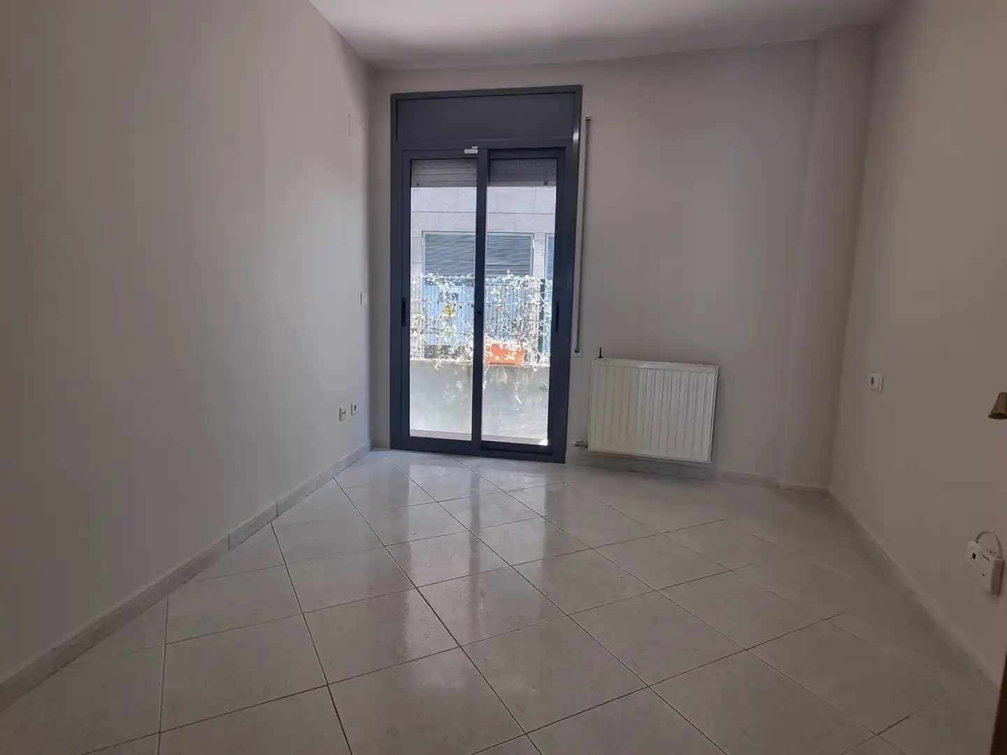 Planta baja en venta en Eixample Sud – Migdia