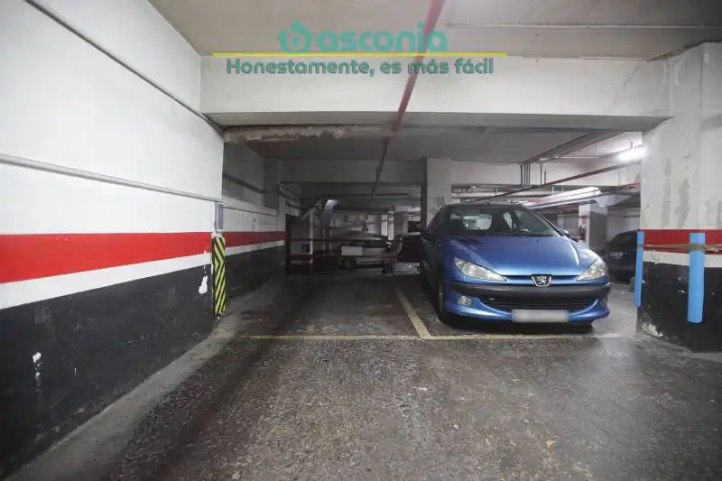 Einzelparkplatz zum Verkauf in Urbi Kalea 23, imagen 2