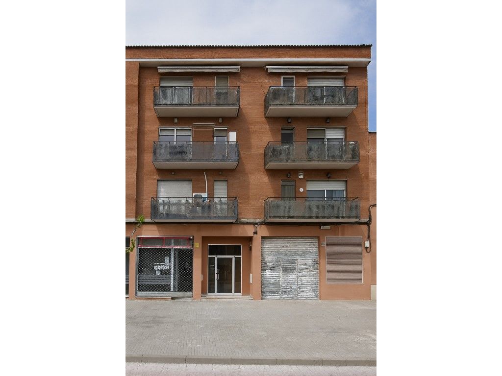 Außenansicht von Wohnung zum verkauf in Santa Margarida I Els Monjos mit Heizung und Balkon