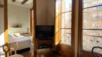 Living room of Flat for sale in  Barcelona Capital  with Terrace and Balcony