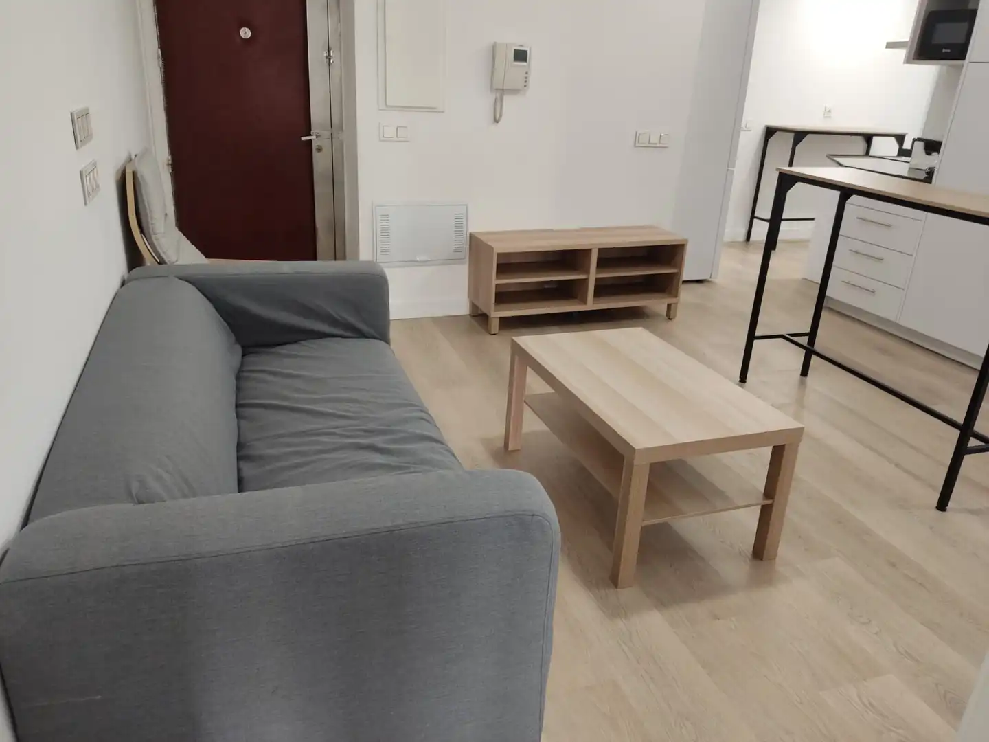 Living room of Flat for share in Madrid  with Heating, Furnished and Oven
