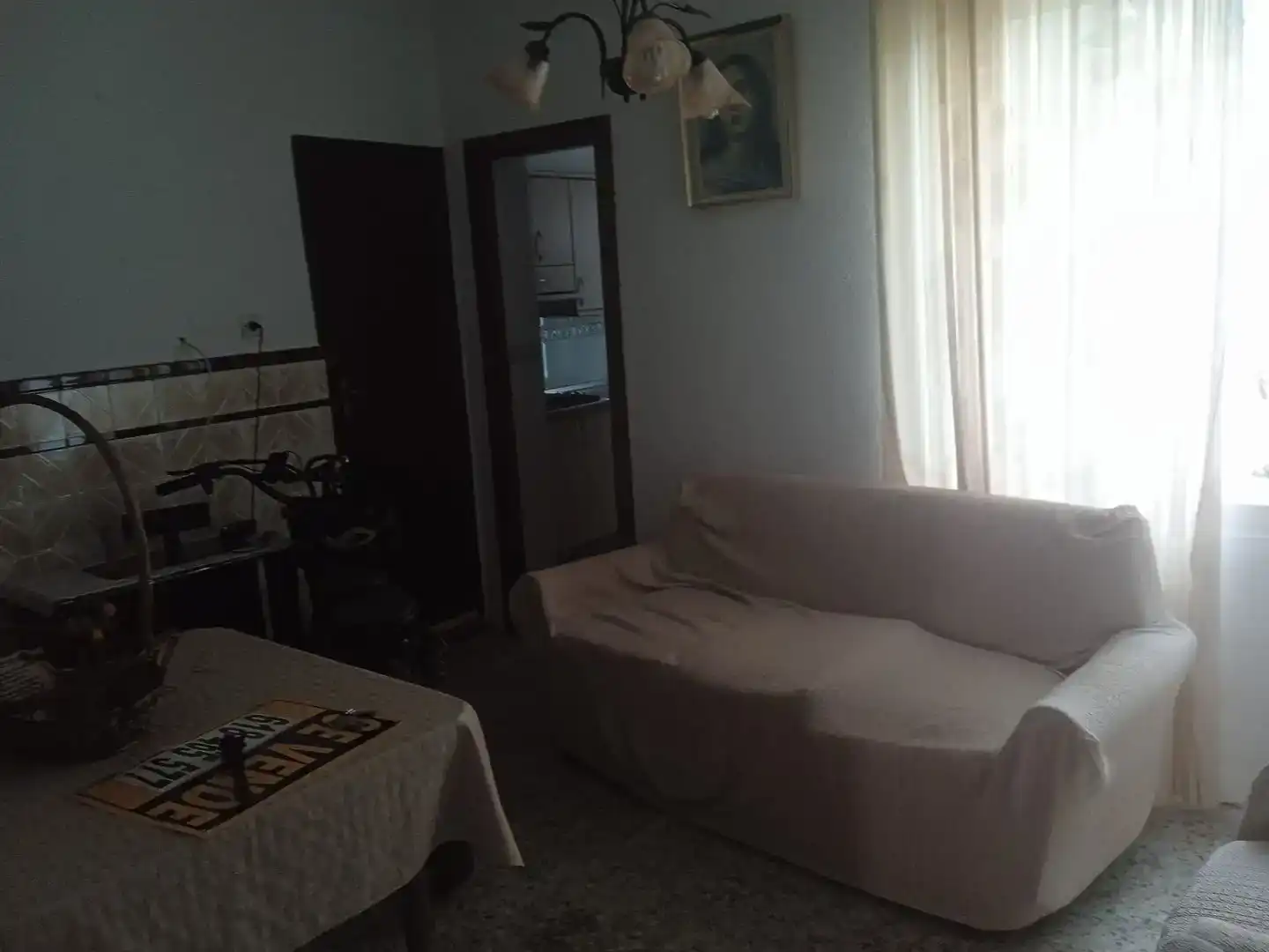 Sala d'estar de Casa adosada en venda en Guareña amb Traster i Moblat