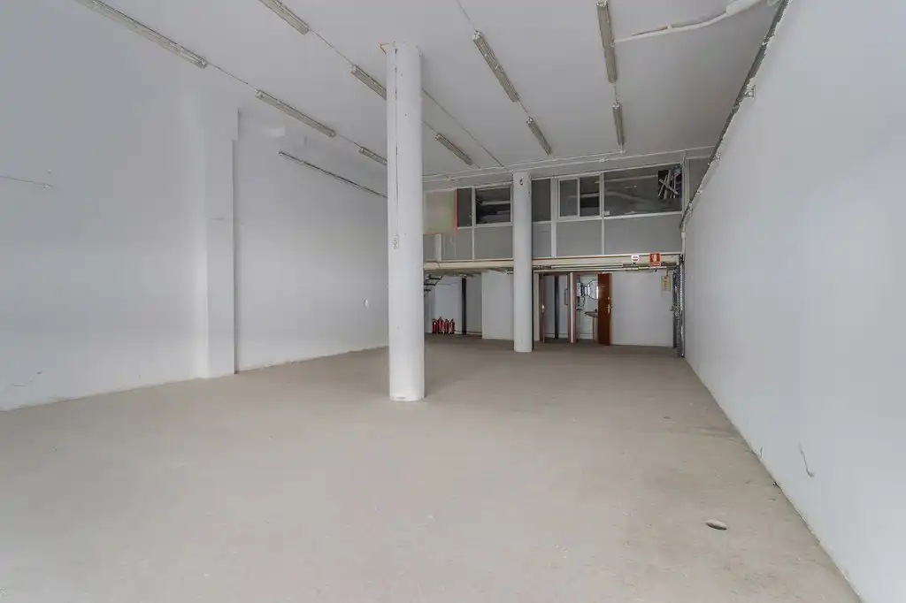 Local comercial en venda a C/ Palauet, imagen 5