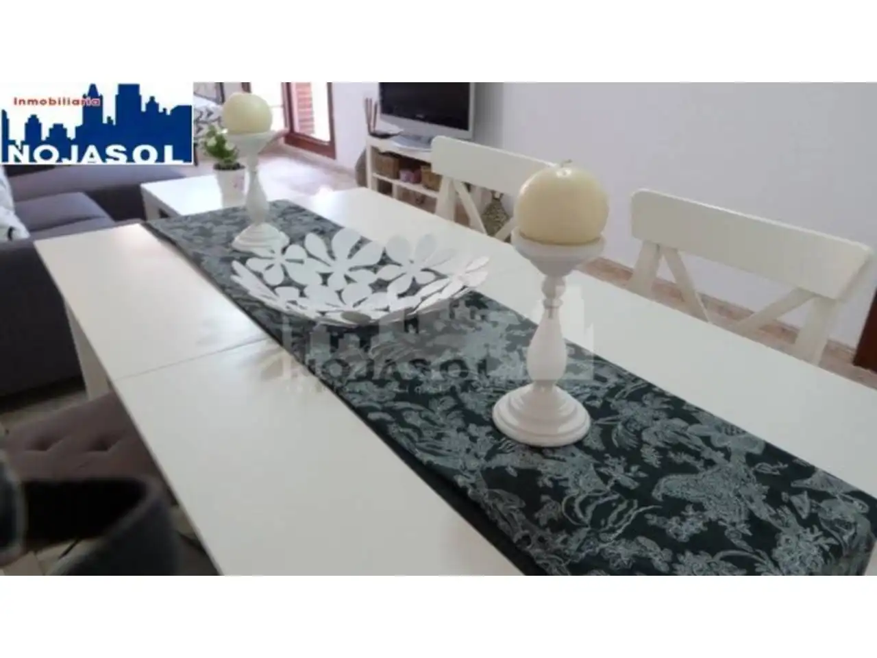 Menjador de Àtic de lloguer en Noja amb Calefacció, Terrassa i Moblat