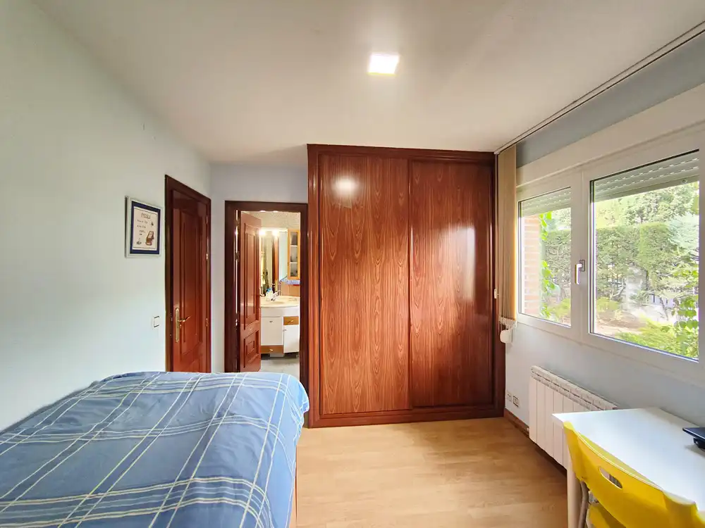 Habitación de Casa o chalet en venta en Guadarrama con Calefacción, Jardín privado y Parquet