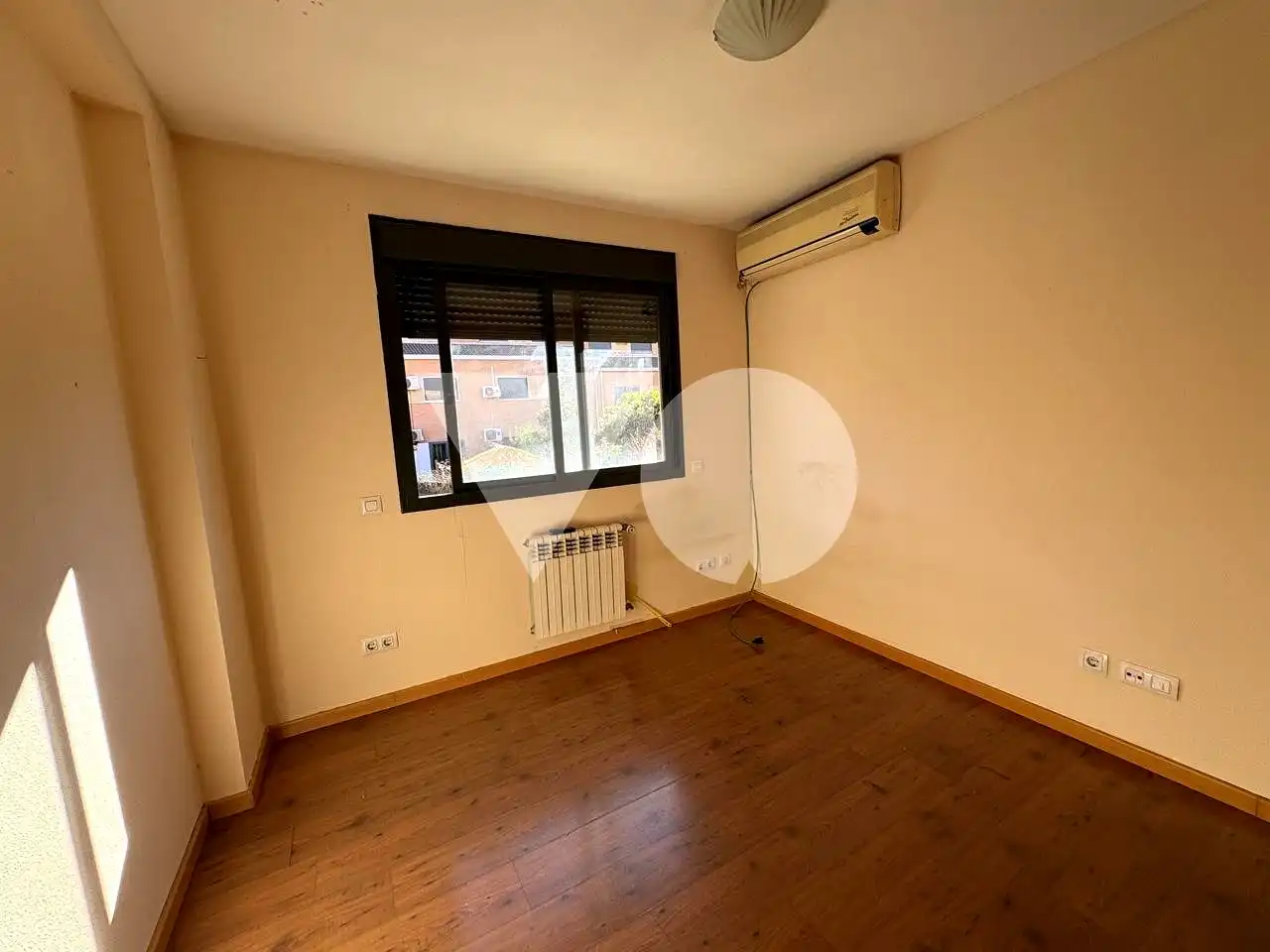Dormitori de Casa o xalet en venda en Arganda del Rey amb Aire condicionat, Calefacció i Jardí privat