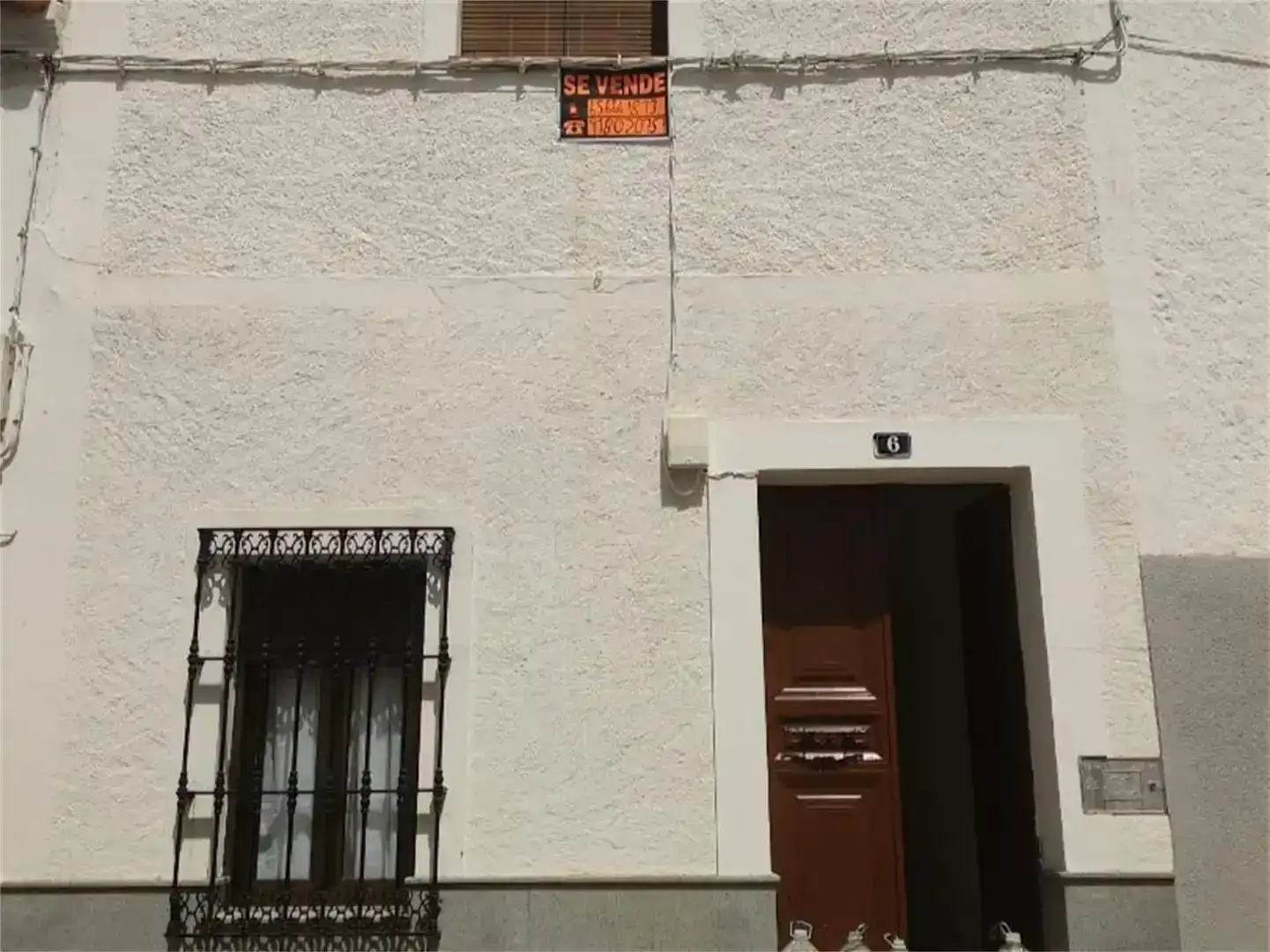 Vista exterior de Casa adosada en venta en Feria con Trastero, Lavadora y Microondas