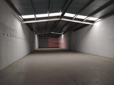 Gewerbefläche zur Miete in Ventiun