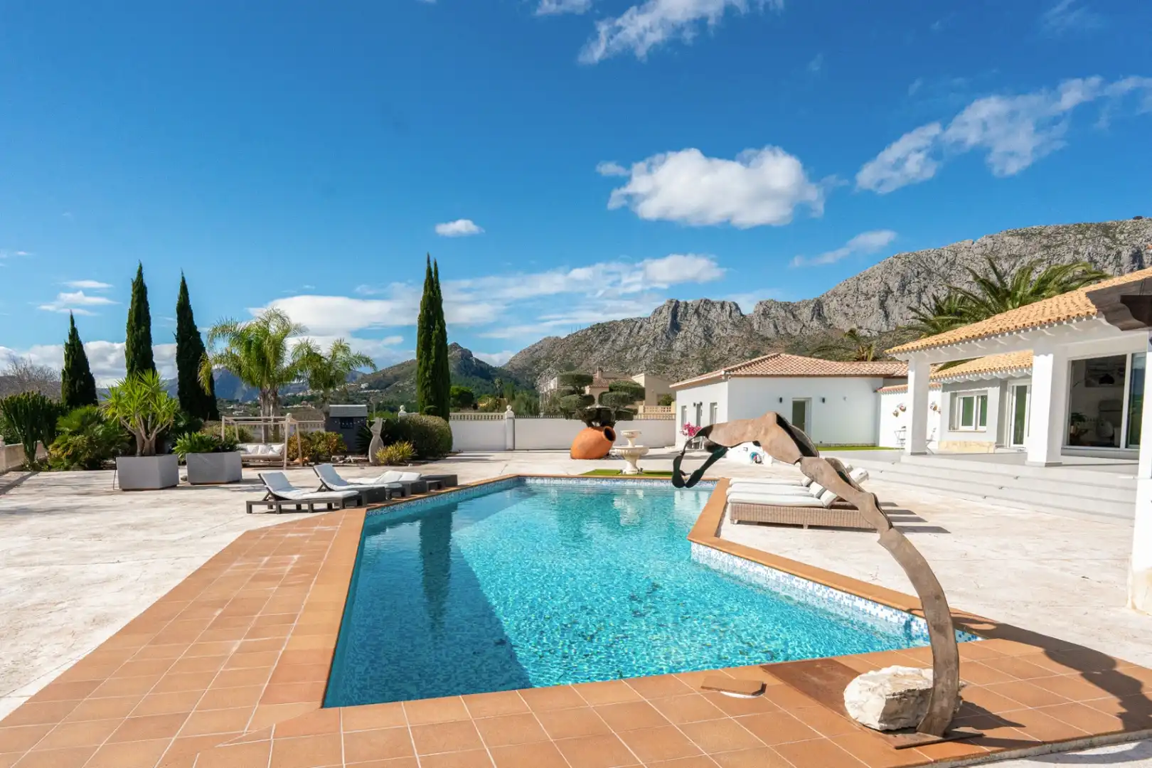 Swimming pool of Houses for sale in Dénia  with Air Conditioner, Heating and Terrace