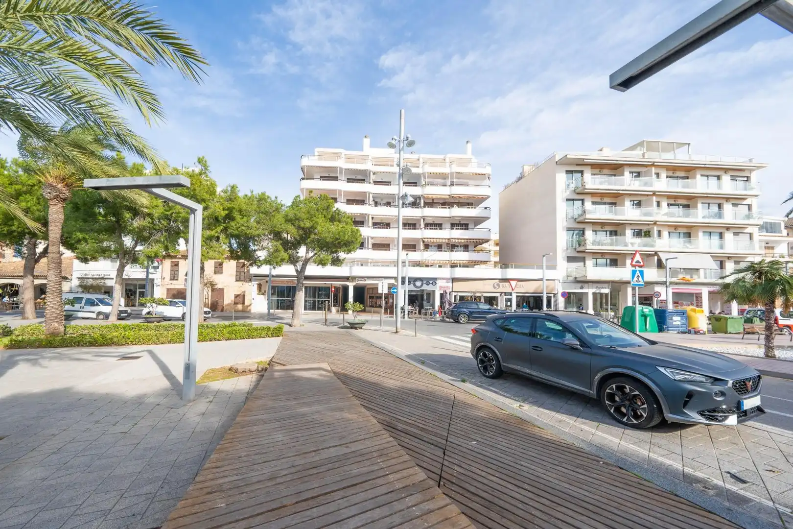 Vista exterior de Pis en venda en Alcúdia amb Terrassa, Moblat i Alarma