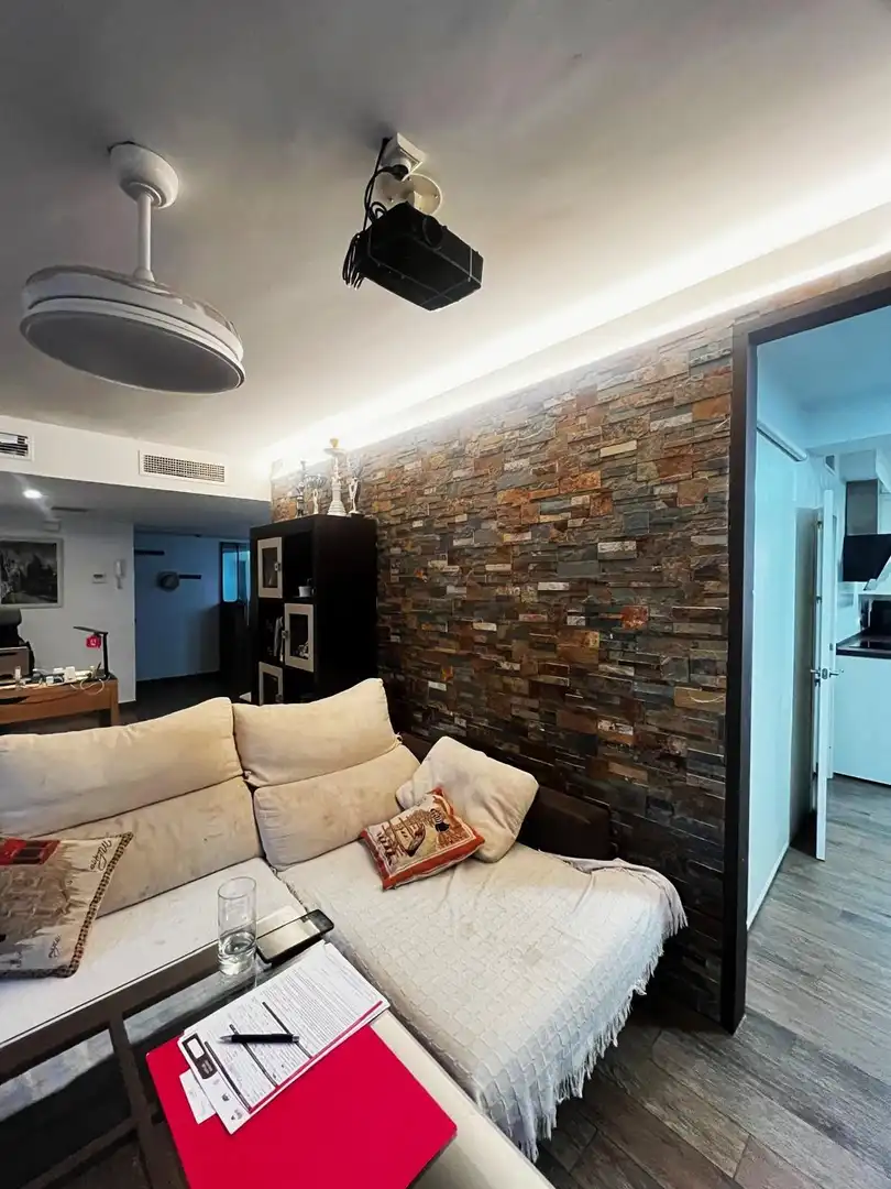 Living room of Flat for sale in Córdoba  with Air Conditioner, Parquet flooring and Storage room
