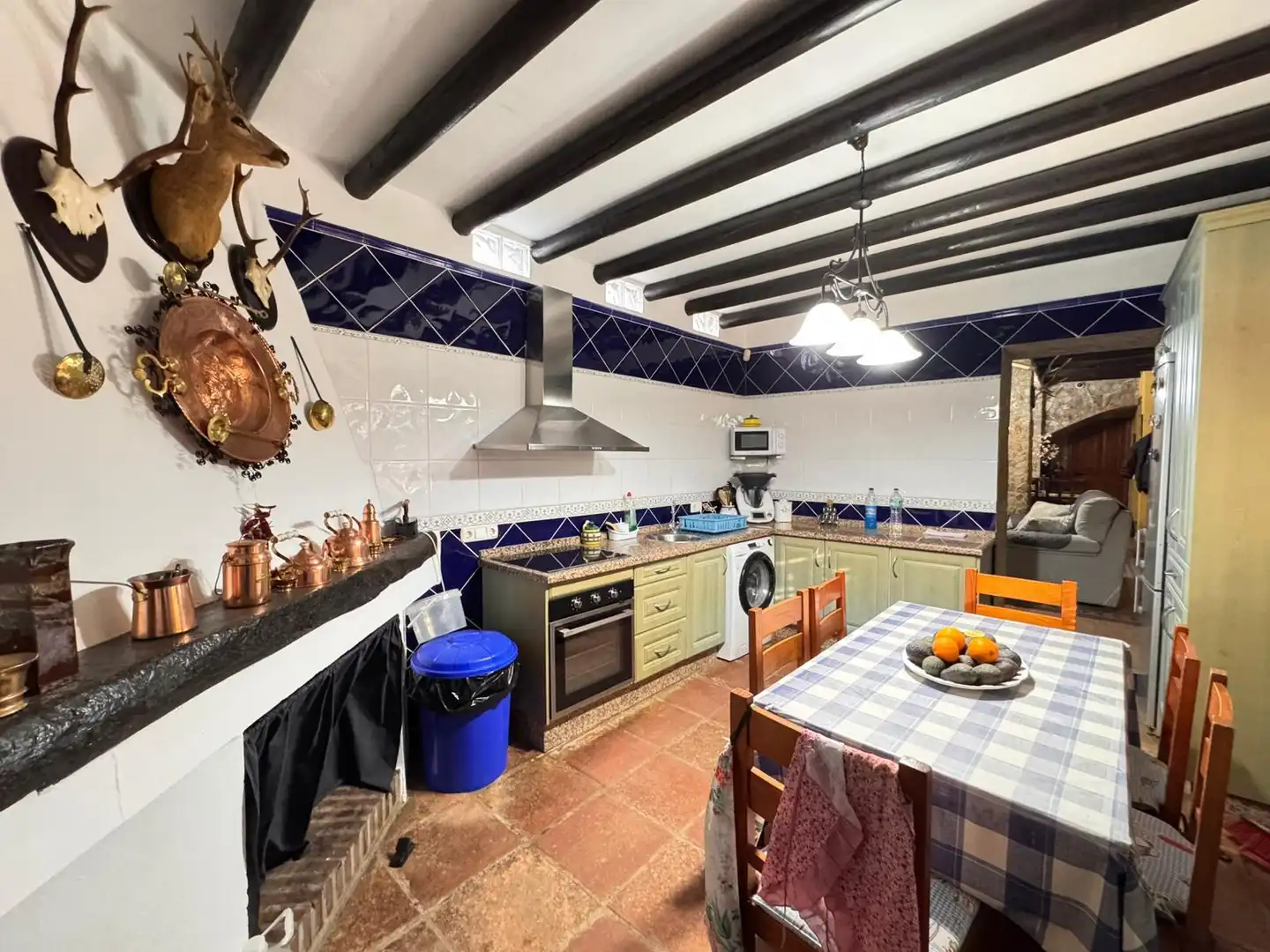 Cocina de Finca rústica en venta en Villanueva del Trabuco con Jardín privado, Trastero y Piscina