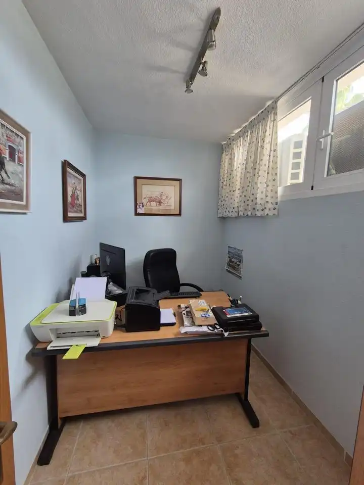 Casa o xalet en venda en Alicante / Alacant amb Aire condicionat, Jardí privat i Terrassa