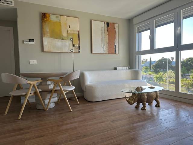 Apartamento en Alquiler en Avenida Elvas