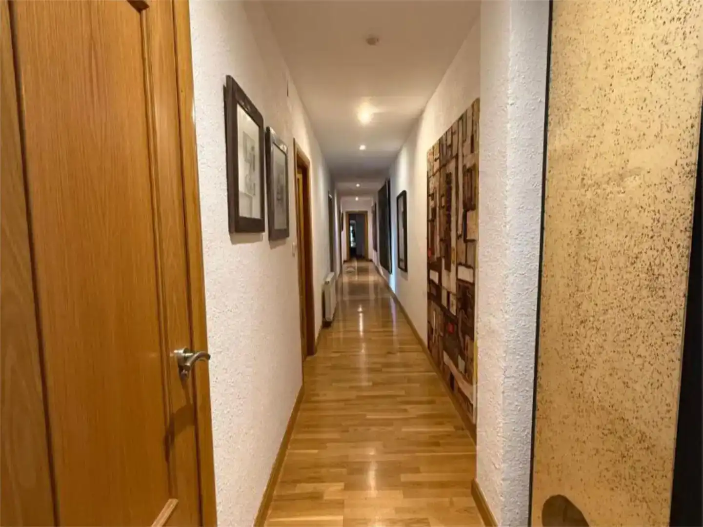 Wohnung zur Miete in  Zaragoza Capital mit Klimaanlage und Balkon