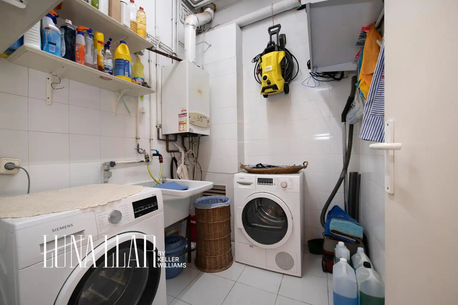 Detached homes for sale in Sant Joan Despí  with Heating and Parquet flooring