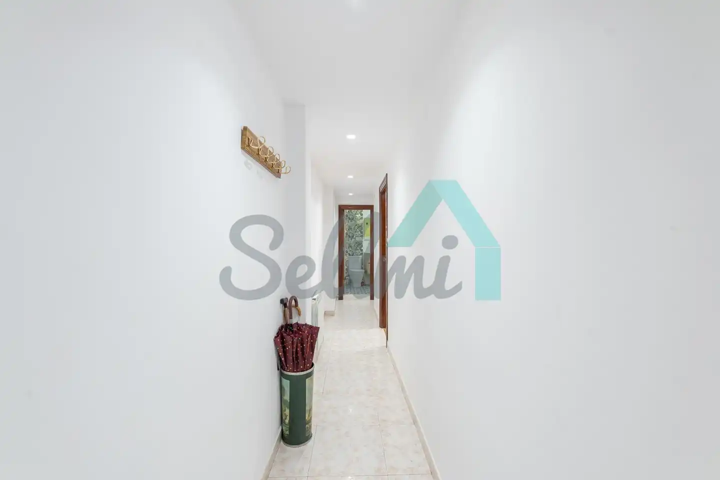 Flat for rent in Gijón   with Heating, Parquet flooring and Furnished