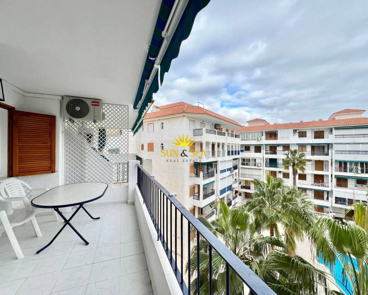 Exterior view of Flat for rent in Torrevieja  with Air Conditioner, Heating and Terrace