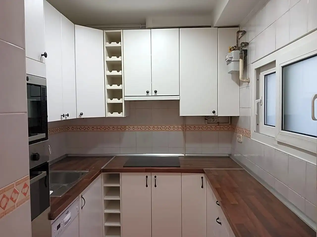 Cuina de Pis de lloguer en Madrid amb Aire condicionat, Calefacció i Parquet