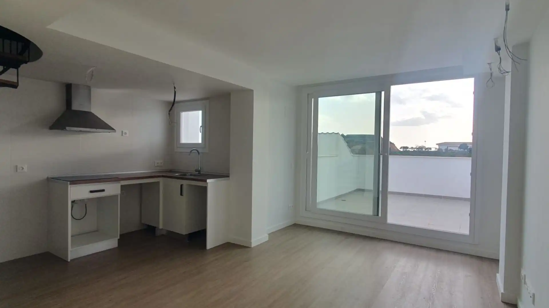 Bedroom of Attic for sale in Fuengirola  with Heating, Terrace and Storage room