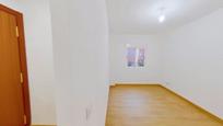Bedroom of Flat to rent in  Madrid Capital  with Oven and Pets allowed