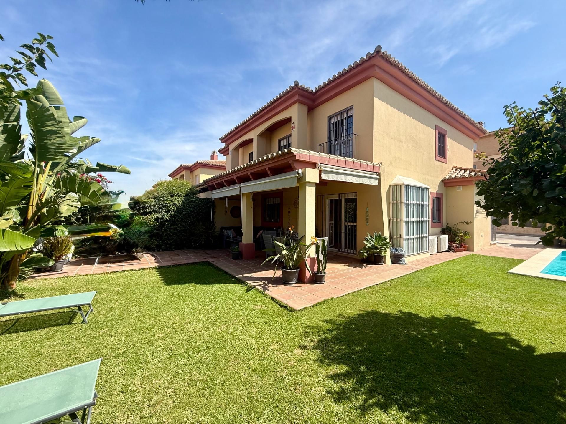 Casa adosada en venda a Soto de Vistahermosa