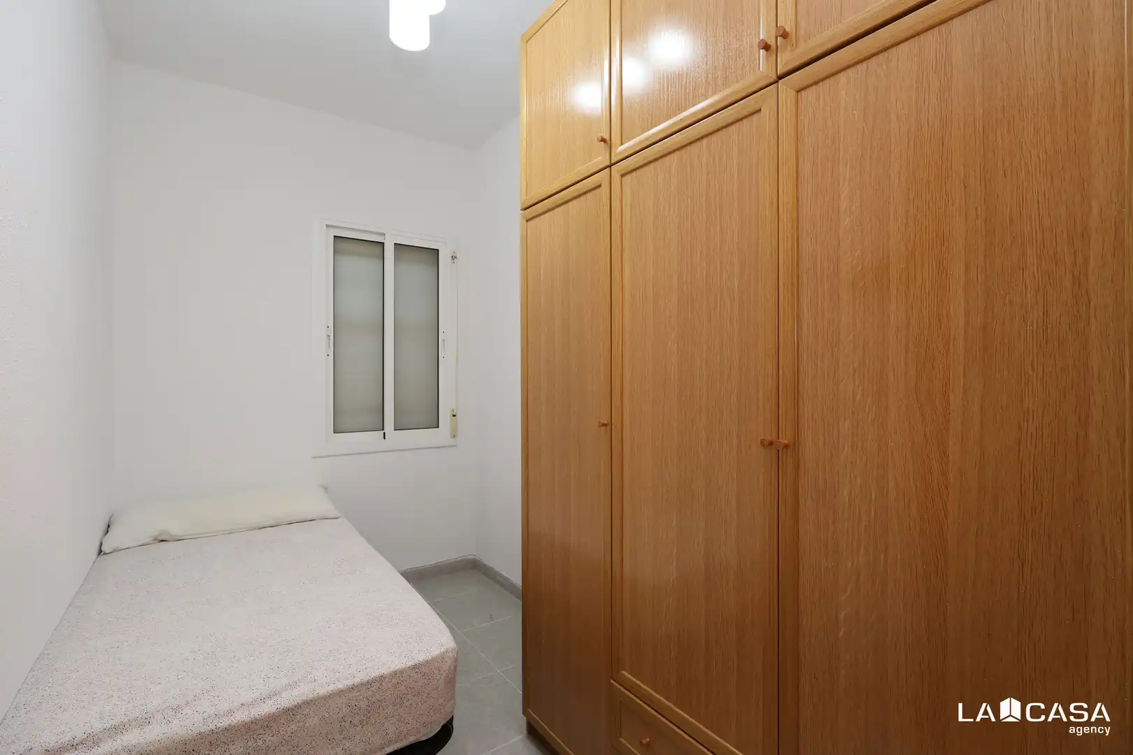Habitación de Piso en venta en L'Hospitalet de Llobregat con Balcón