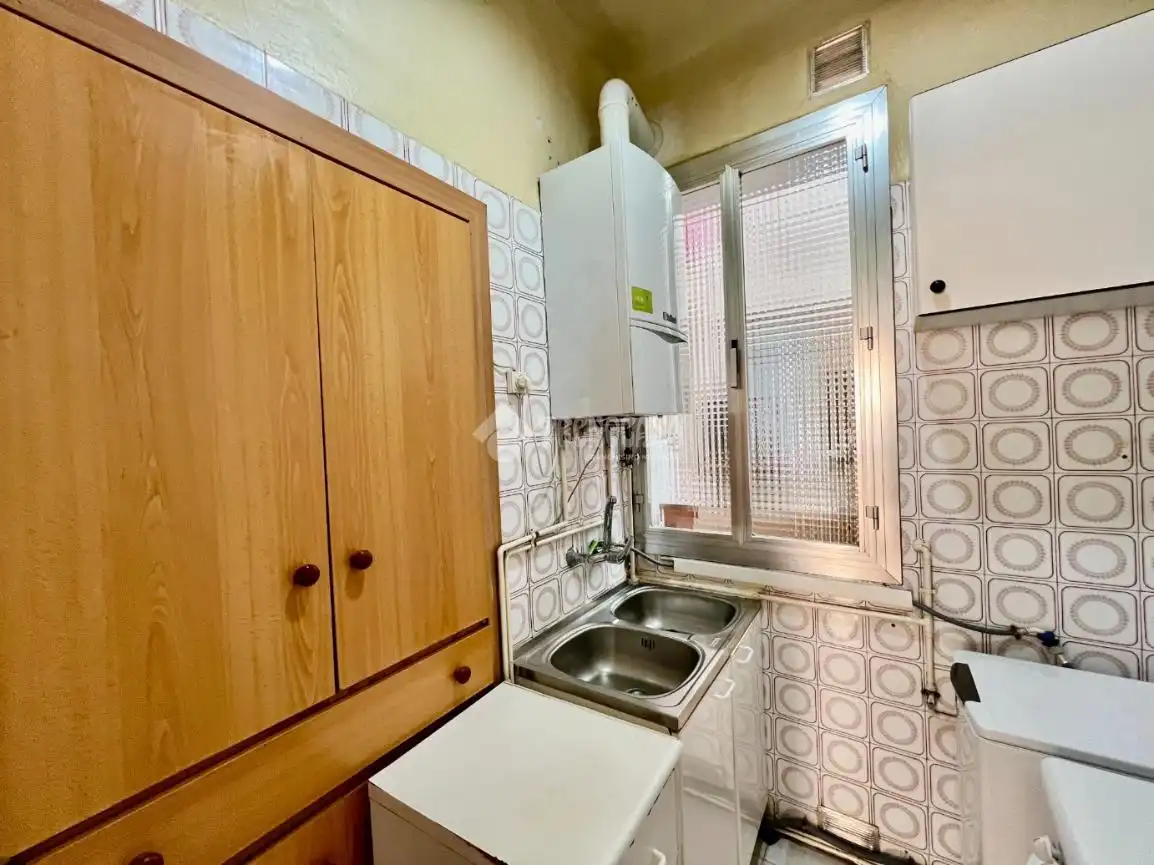 Kitchen of Flat for sale in Madrid  with Air Conditioner and Heating