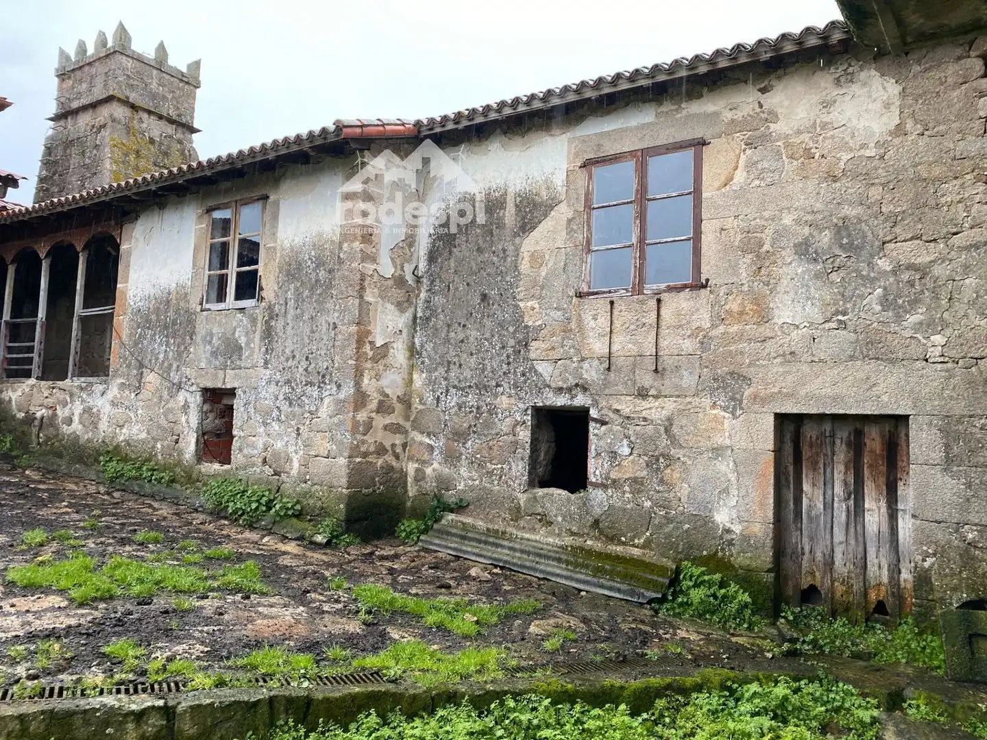 Exterior view of Buildings for sale in Pantón