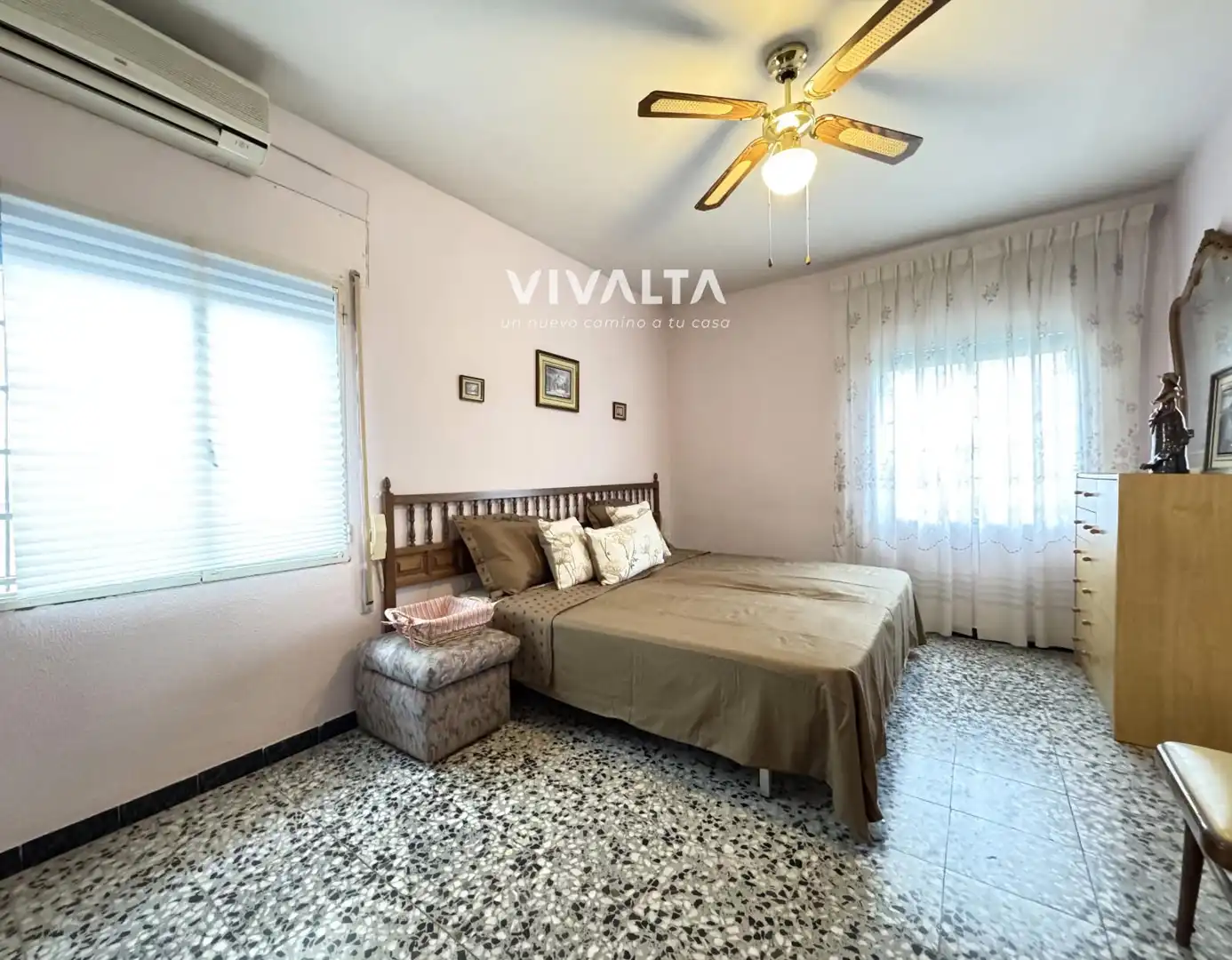 Habitación de Casa o chalet en venta en Perales de Tajuña con Aire acondicionado, Calefacción y Terraza