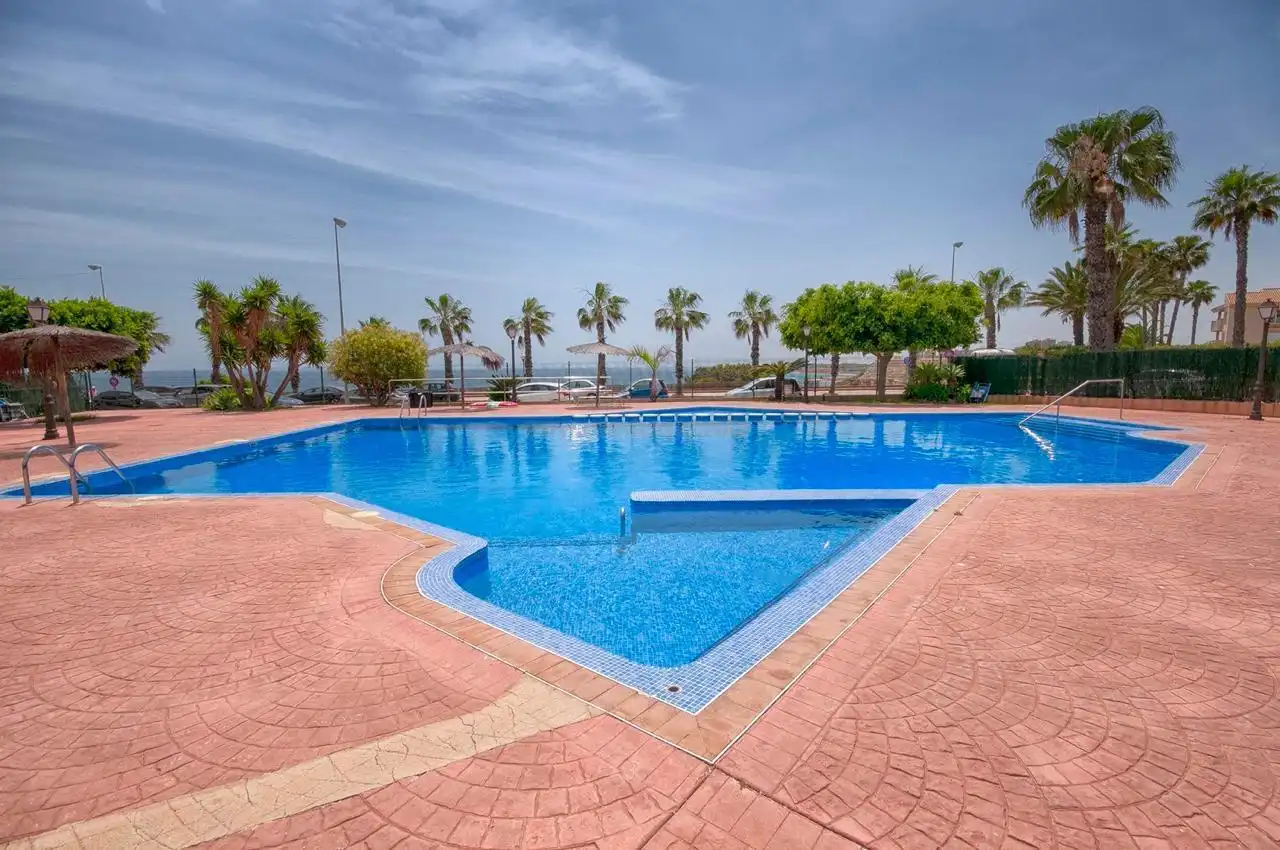 Apartament amb piscina en venda a Orihuela Costa, imagen 3