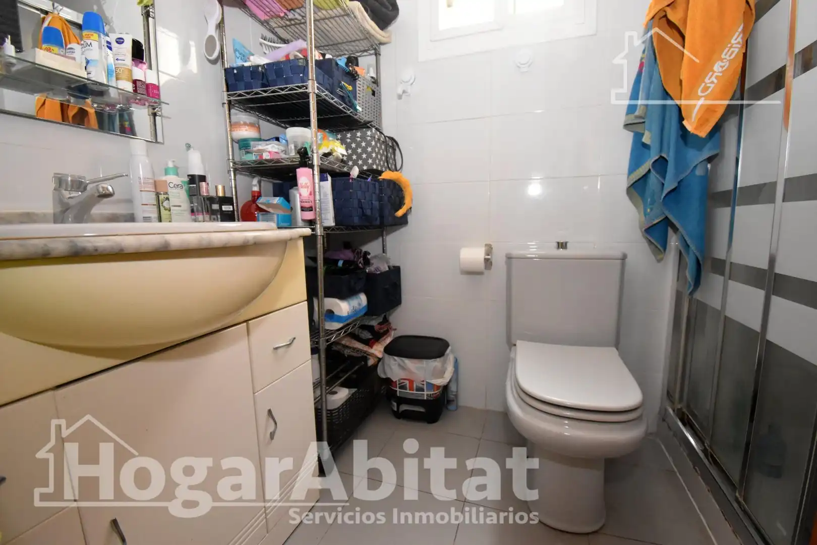 Bathroom of Flat for sale in Almazora / Almassora  with Furnished