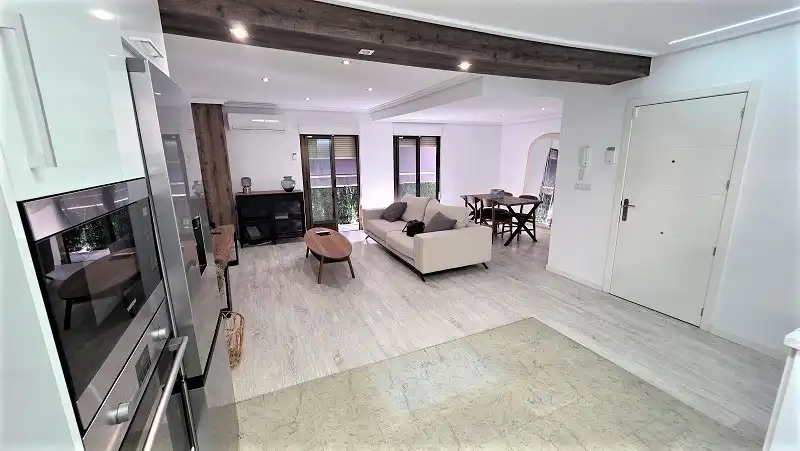 Flat for rent in Elche / Elx  with Parquet flooring, Furnished and Oven