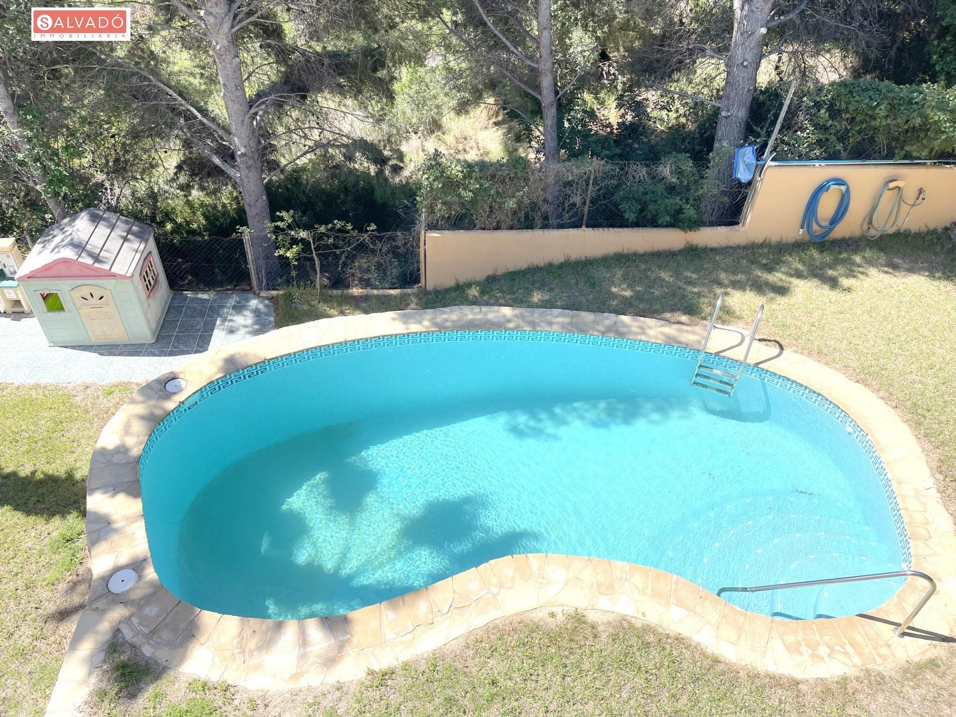 Piscina de Casa o xalet en venda en Calafell amb Jardí privat, Terrassa i Traster