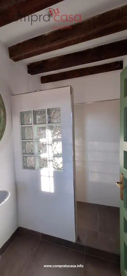 Bany de Casa o xalet en venda en La Lastrilla  amb Calefacció, Jardí privat i Terrassa