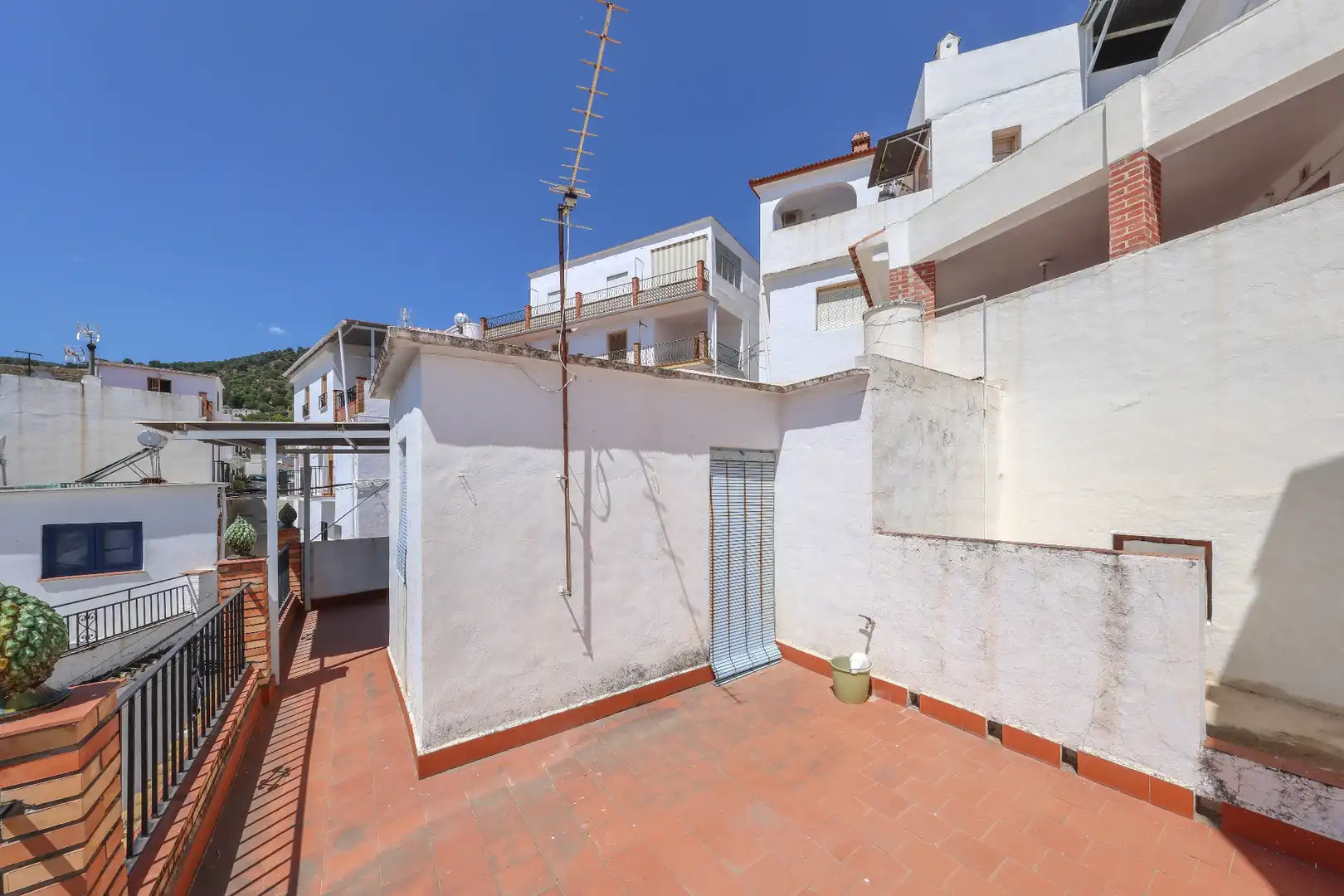 Terrassa de Casa o xalet en venda en Tolox