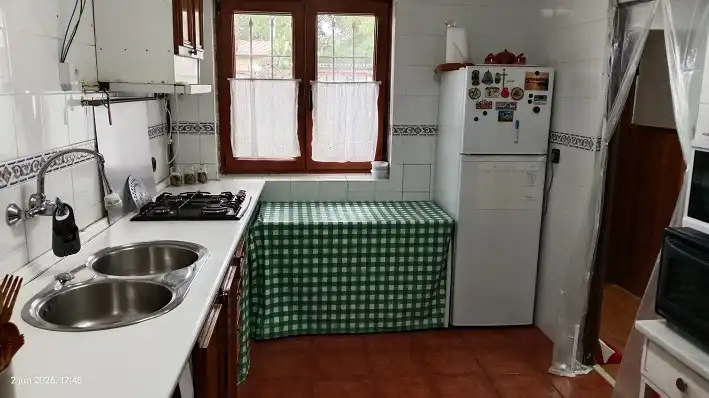 Cuina de Casa o xalet en venda en Grisaleña amb Jardí privat i Moblat