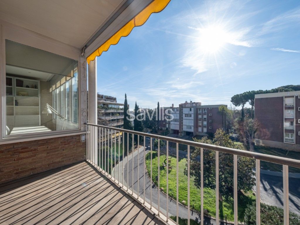 Bedroom of Apartment for sale in  Barcelona Capital  with Private garden, Terrace and Swimming Pool
