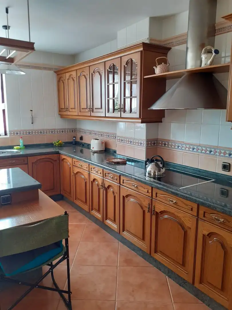 Cuina de Casa o xalet en venda en Villarejo de Órbigo amb Jardí privat, Terrassa i Traster