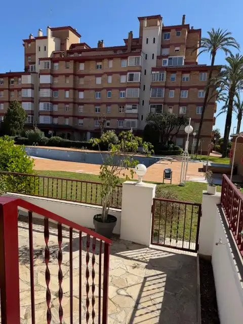 Piscina de Casa adosada de alquiler en Vilassar de Mar con Aire acondicionado, Calefacción y Jardín privado