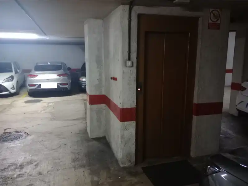 Parkplatz von Garage zum Verkauf in Los Realejos
