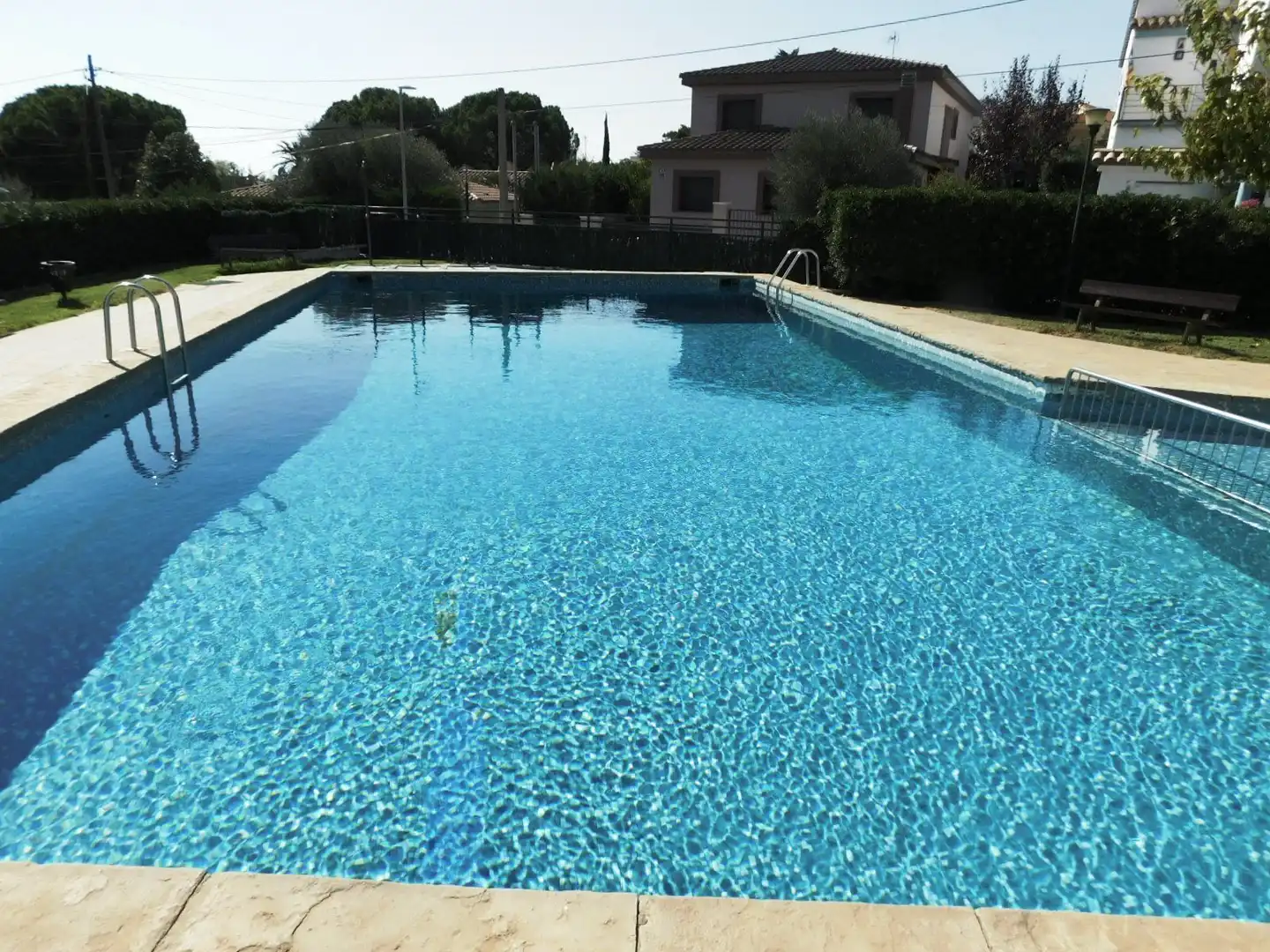 Piscina de Apartamento en venta en Roses con Piscina comunitaria