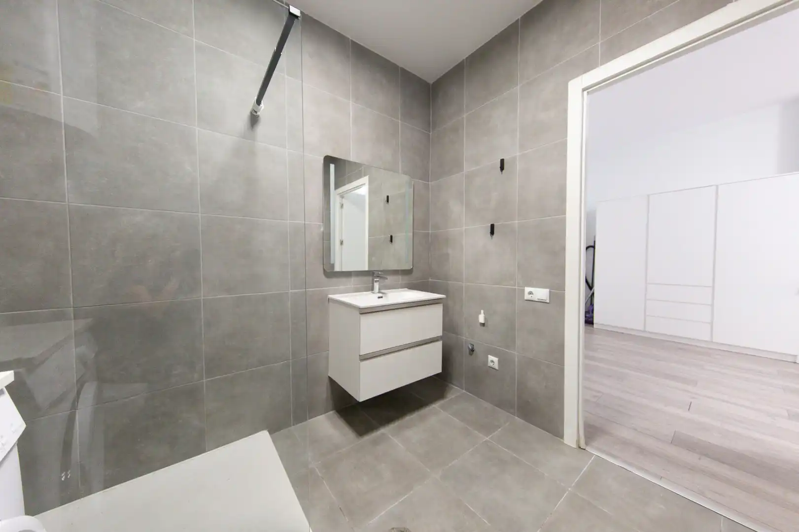 Badezimmer von Wohnung zum Verkauf in Alicante / Alacant mit Klimaanlage, Heizung und Abstellraum