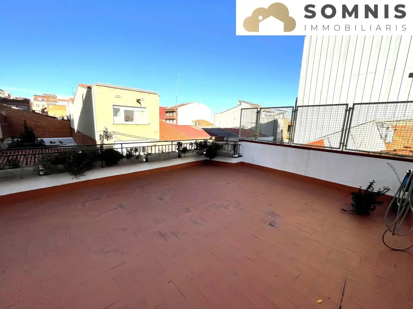 Casa adosada en venta en Les Arenes - La Grípia Can Montllor
