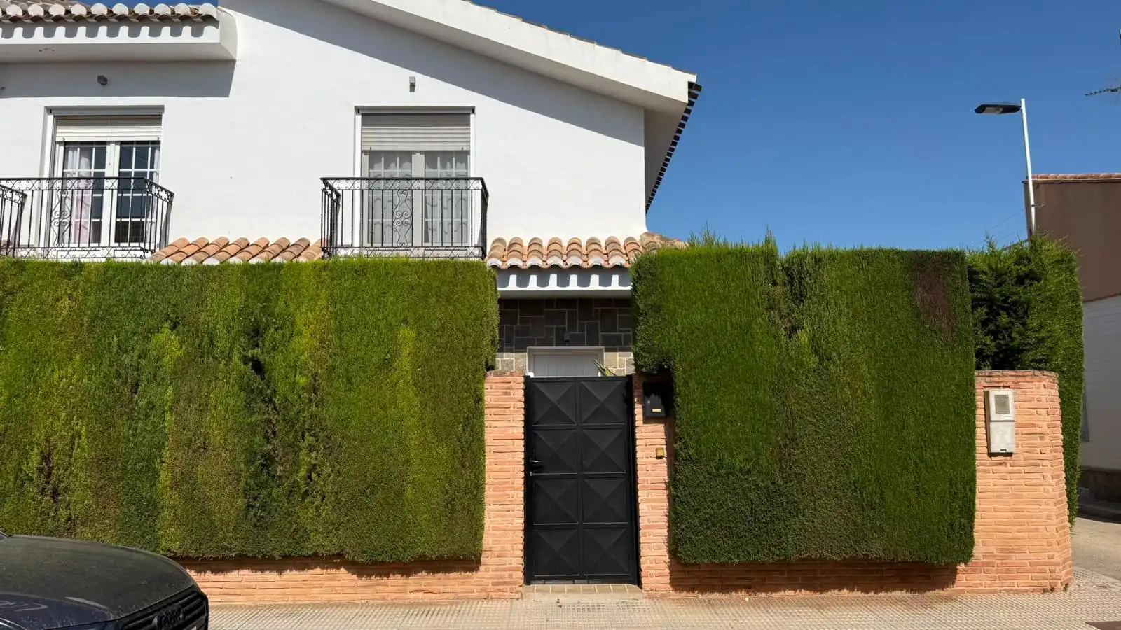 Vista exterior de Casa o xalet en venda en San Pedro del Pinatar amb Aire condicionat, Calefacció i Terrassa