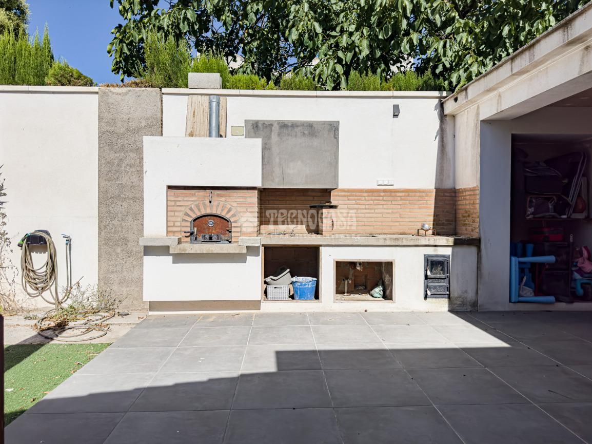 Terrace of Single-family semi-detached for sale in Vegas del Genil  with Air Conditioner, Heating and Private garden